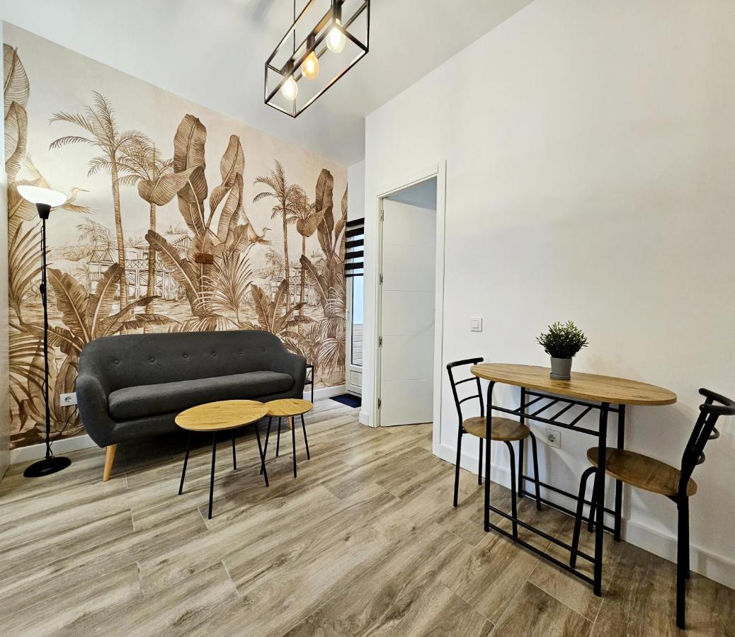 Elegante Apartamento De Diseno. Алмерия Екстериор снимка