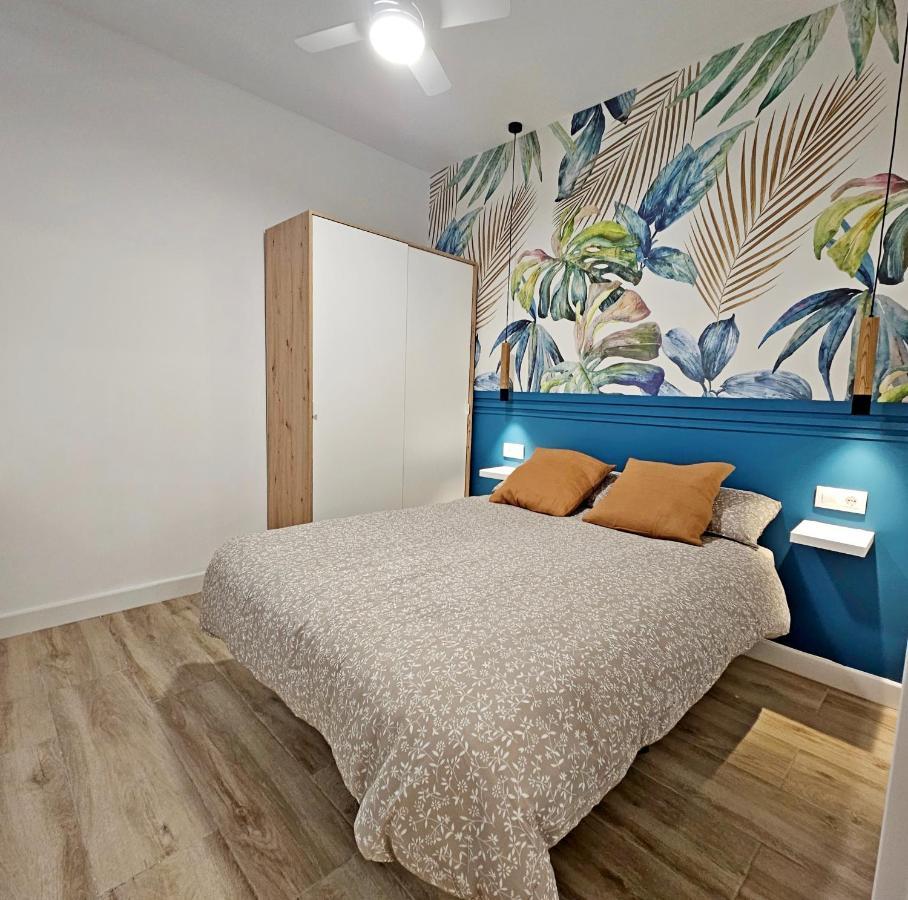 Elegante Apartamento De Diseno. Алмерия Екстериор снимка
